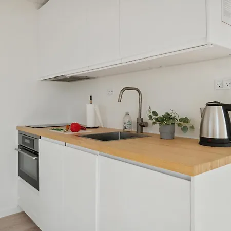 1 Bedroom Beautiful In Casa vacanze